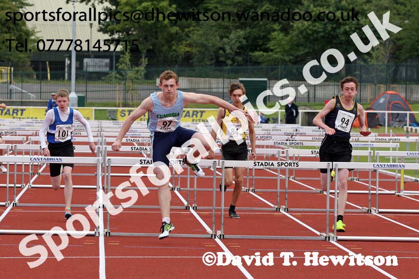 Under-15 boys 80 metres hurdles. Photo: David T. Hewitson/Sports for All Pics
